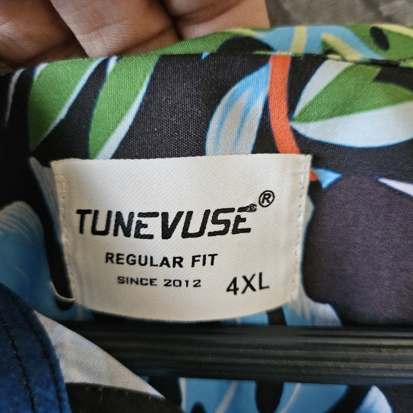 Tunevuse Men's Tropical Floral Button-Up Hawaiian Shirt Size 4 XL - Picture 5 of 9